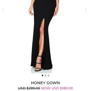 Honey gown